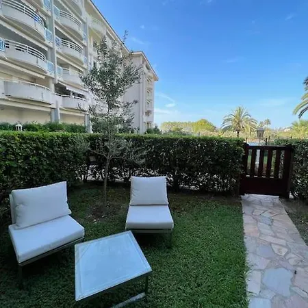 Apartman Beautiful Juan Les Pins Studio Apt With Pool Access